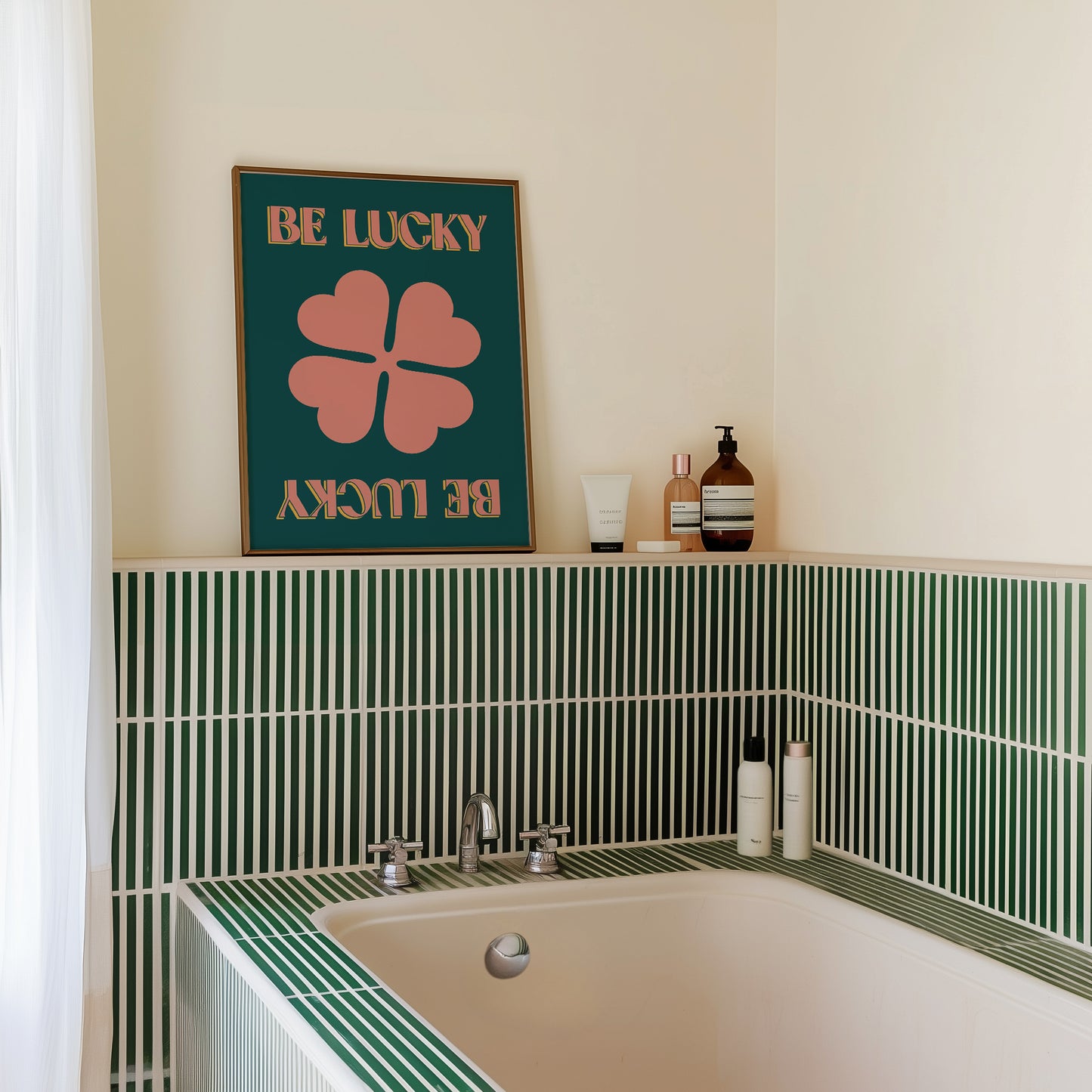 Be Lucky Print - in Green