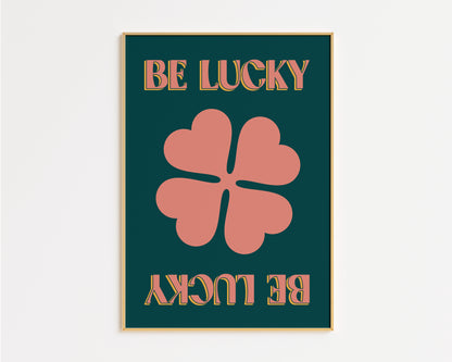 Be Lucky Print - in Green